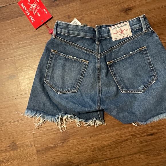 NWT never worn True religion shorts - Picture 1 of 3